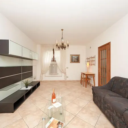 Floriana Apartment Desenzano del Garda