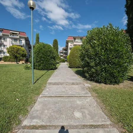 Floriana Apartment Desenzano del Garda